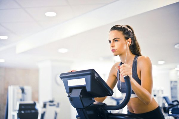 Découvrez le cardio dynamique au studio fitness Paris 15